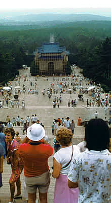 Location and siting of Mausoleum questioned by some people.